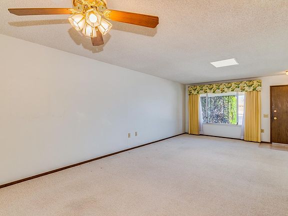 4th image of 10629 W Aztec Dr