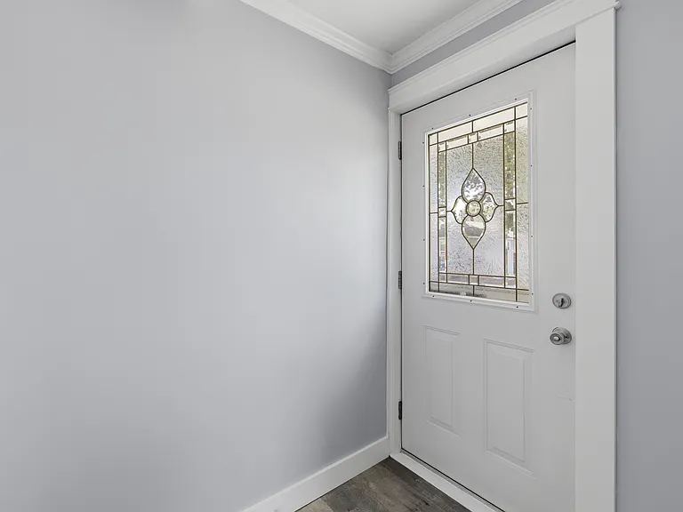 19 1/2 Balcom St #1 — Photo 2