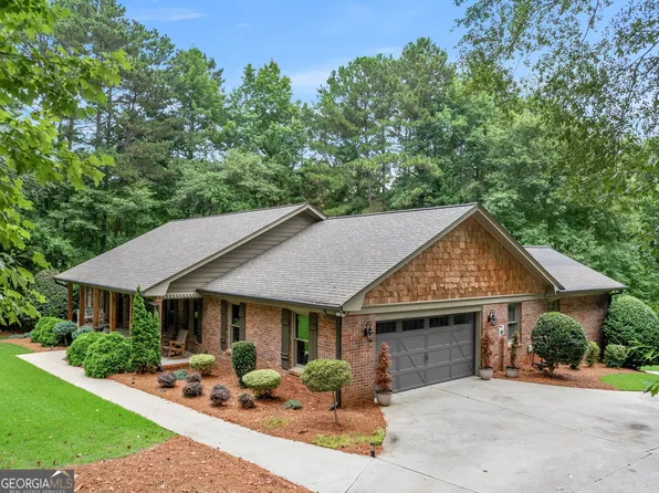 230 Shorewood Ct, McDonough, GA 30252