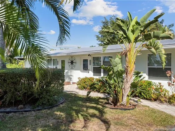 2425-2435 SW Hideaway Ln, Stuart, FL 34994