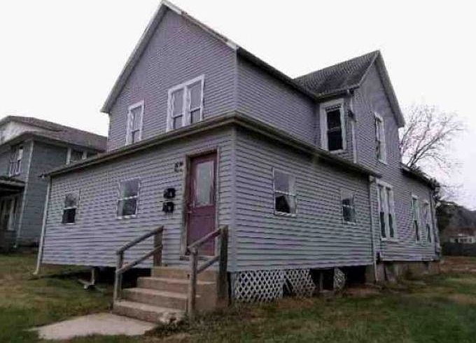 1st image of 9-9 1/2 E Washington St