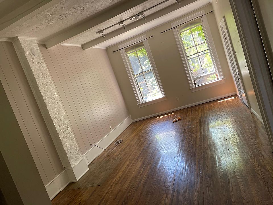 1st image of 1647 N North Park Ave #2