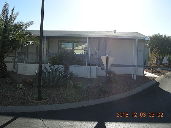 front entry side yard 