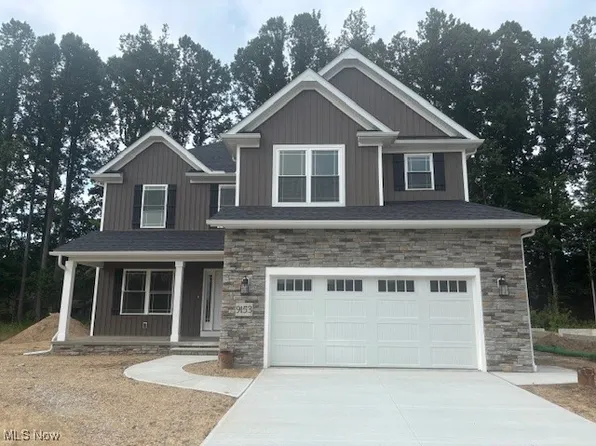 9153 Dove Ln, Mentor, OH 44060