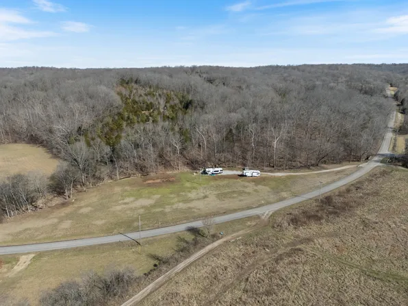 2258 Hollis Crossing Rd, Cumberland Furnace, TN 37051