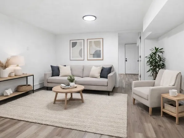 157 Macdougal Street image 1 of 4