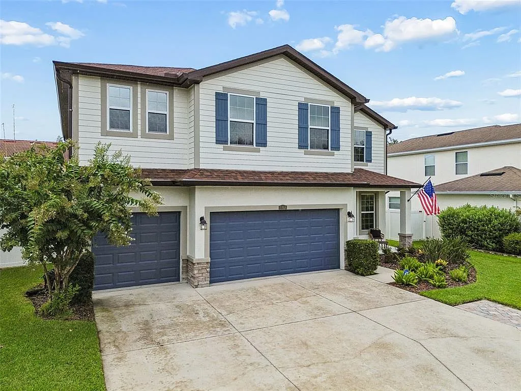 4 bed, 4.0 bath, 3259 sqft, $3,800 — Photo 3