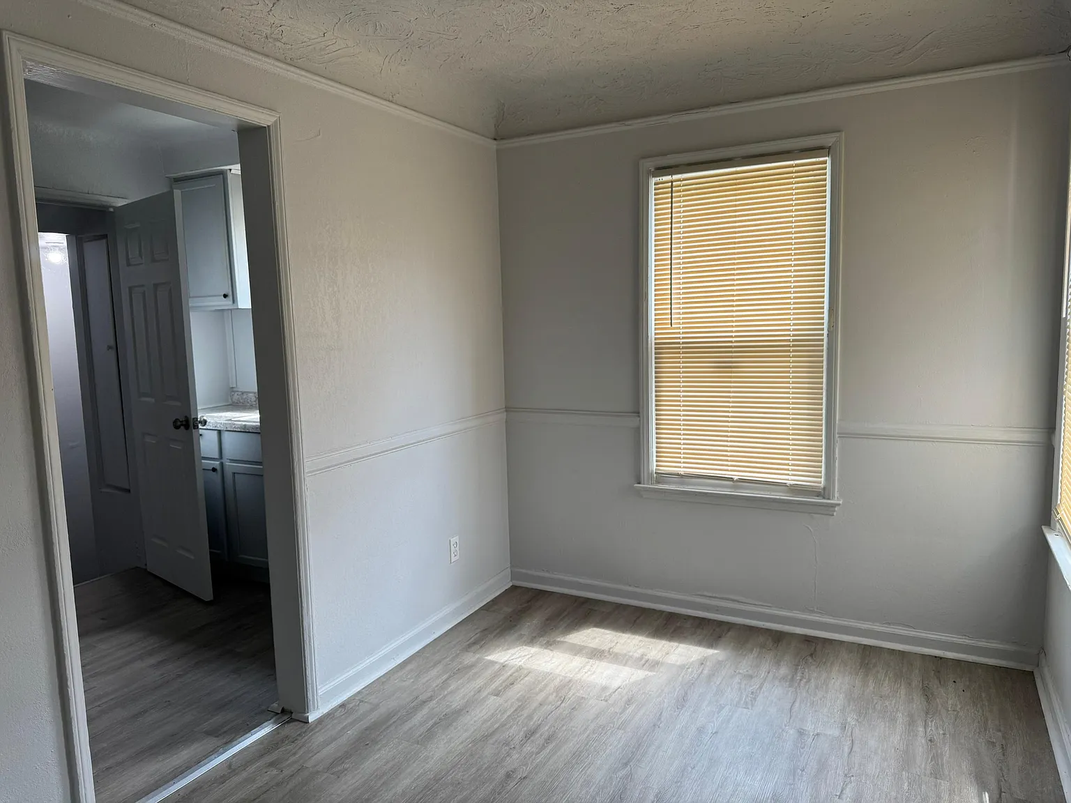 9430 Philip Street - 1 — Photo 4