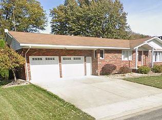 8007 S 2nd St, Saint Rose, IL 62230