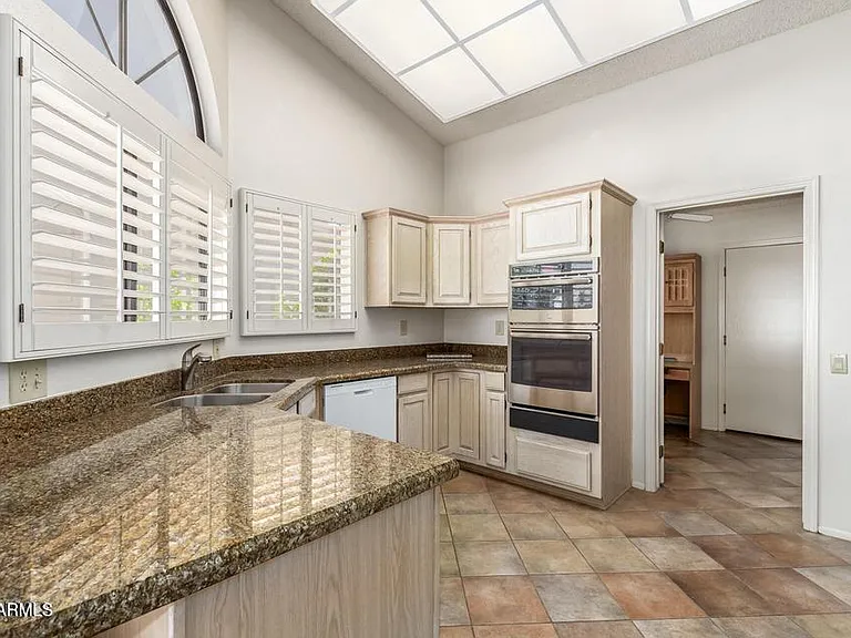 13334 W La Terraza Dr — Photo 16