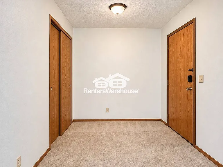 7226 Hunters Run — Photo 10