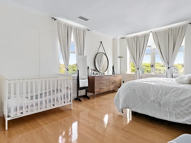 323 Boylston St #602 — Photo 11