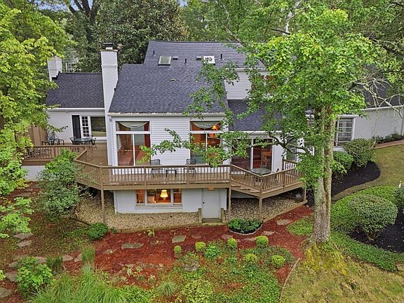 5th image of 8430 Susann Ln