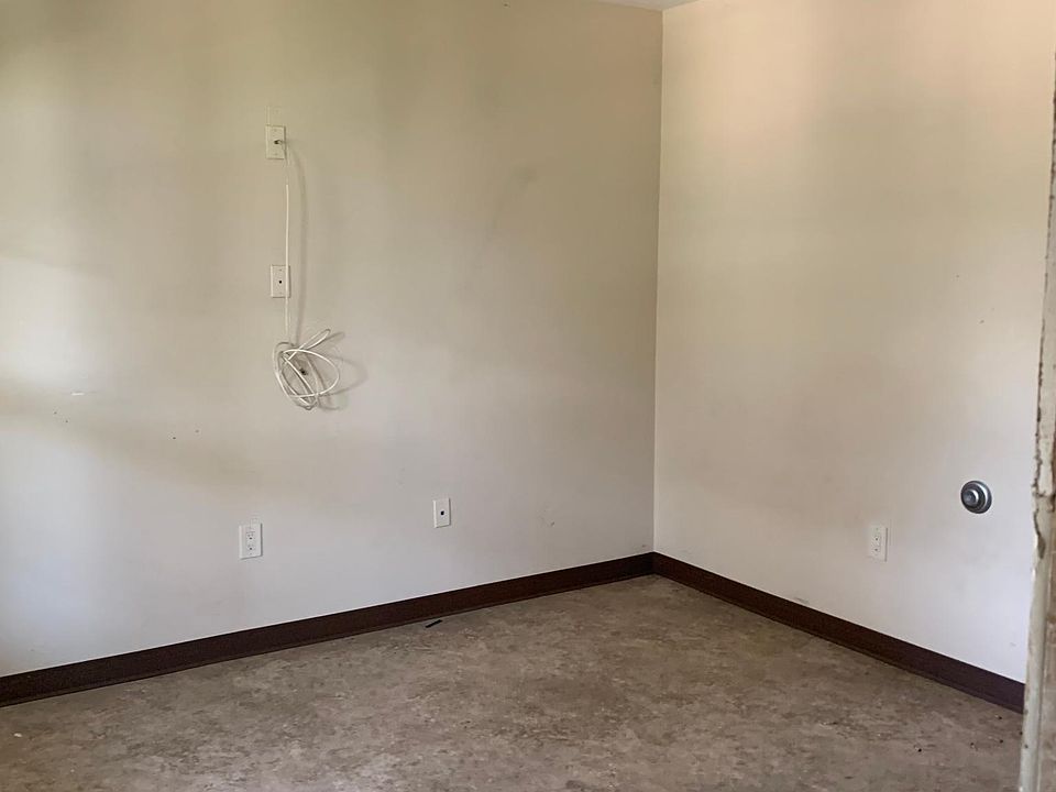 1st image of 1524 S Euclid Ave