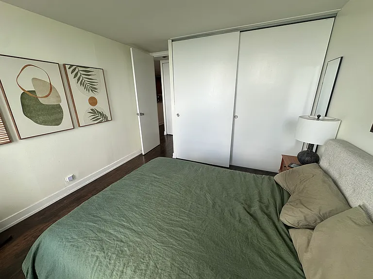 1660 N Lasalle St #2309 — Photo 5