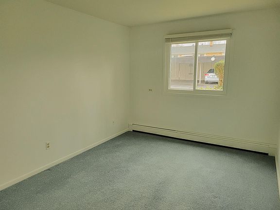 5th image of 5372 36th Ave APT 18