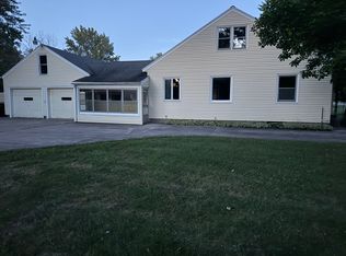 472 French Rd, Rochester, NY 14618