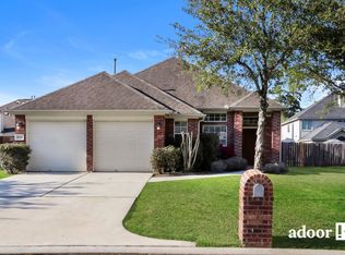 8727 Rolling Rapids Rd, Humble, TX 77346