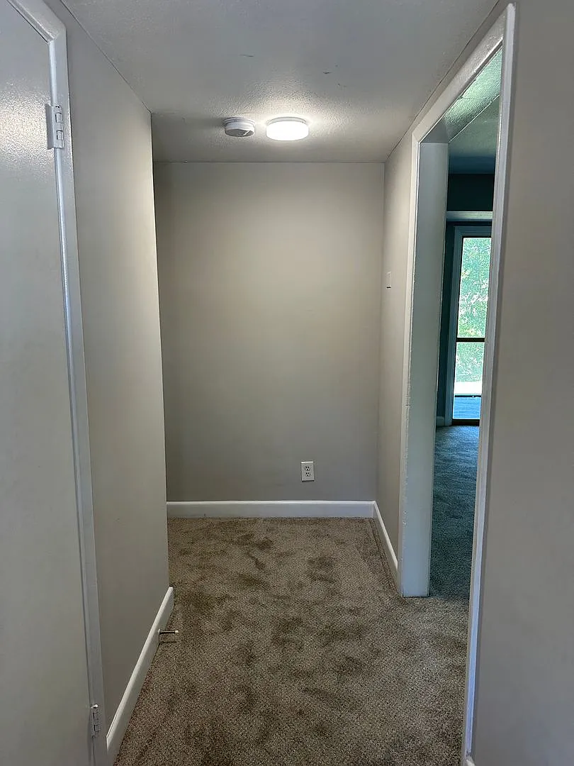 2 Bed/2 Bath Condo in Ramsgate — Photo 2