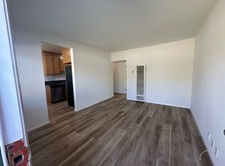 4028 1/2 Manhattan Beach Blvd #4028-1/2, Lawndale, CA 90260