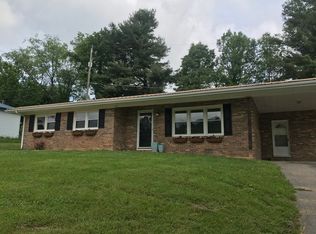 169 Rolling Hills Dr, Marion, VA 24354
