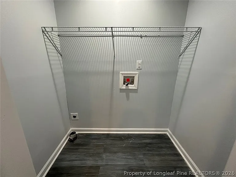 929 Fleetwood Dr — Photo 14