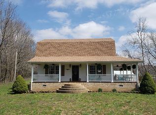 1040 W School Rd, Sacramento, KY 42372