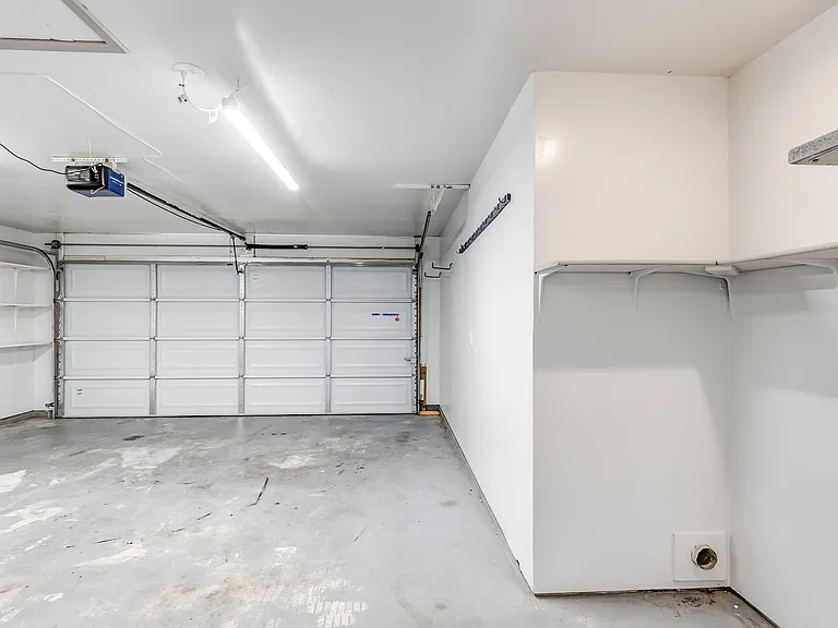 2307 Traverse Dr — Photo 29