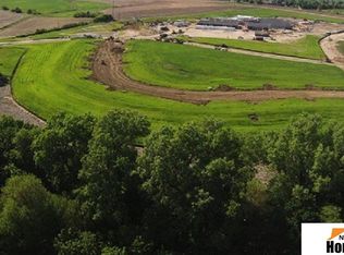 21511 E Cir, Elkhorn, NE 68022