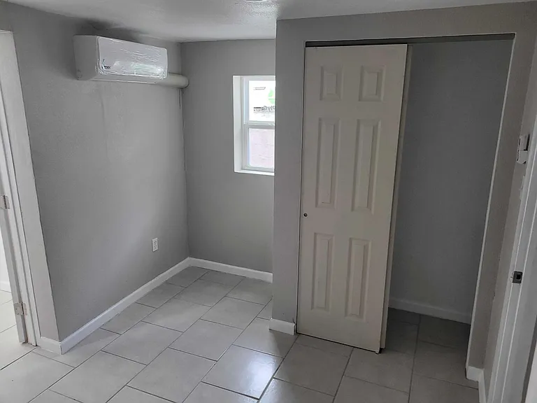 1118 E Paisano Dr #A — Photo 3