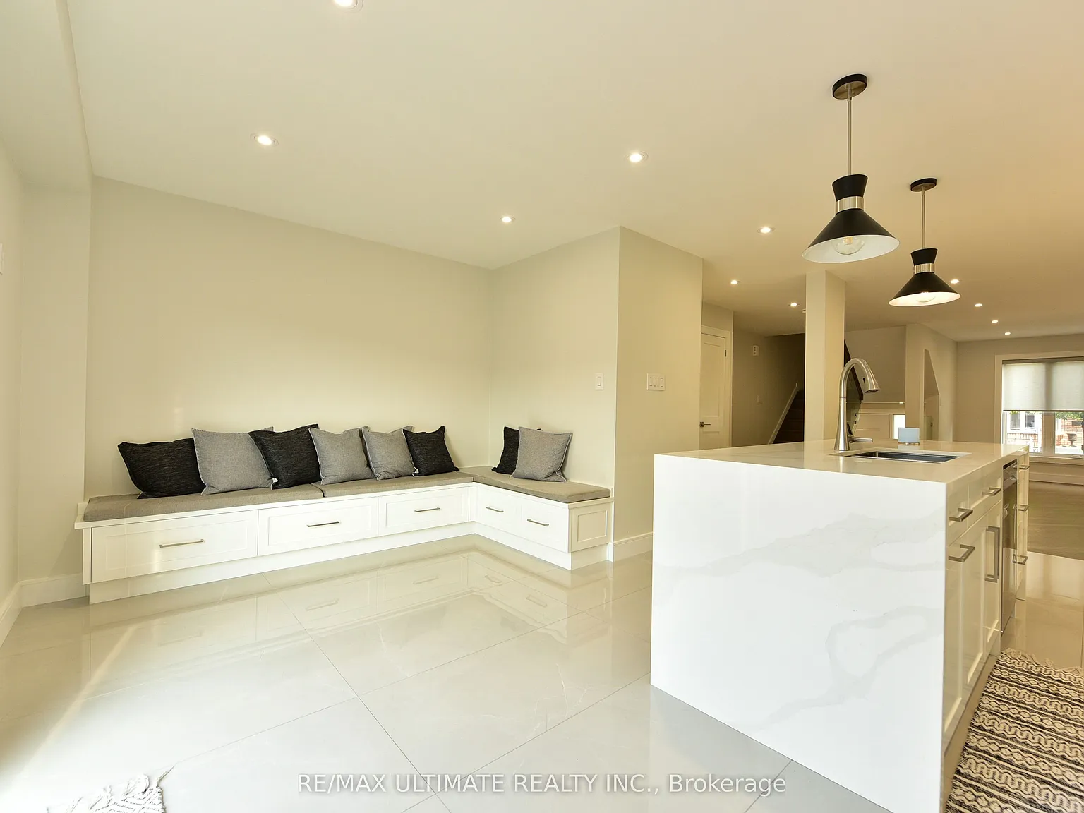 3 bed, $3,700 — Photo 4
