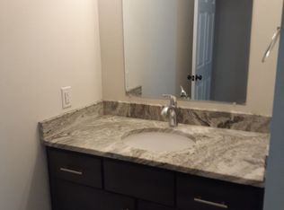 6324 Richmond Rd #1, Warsaw, VA 22572