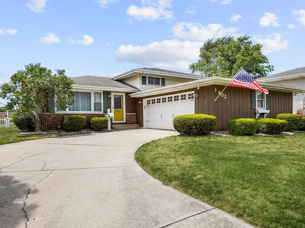 1402 N Indiana St, Griffith, IN 46319