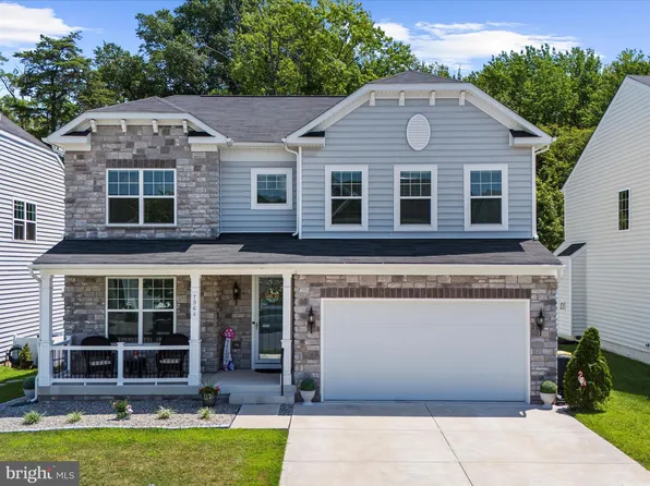 7964 Meridian Dr, Pasadena, MD 21122
