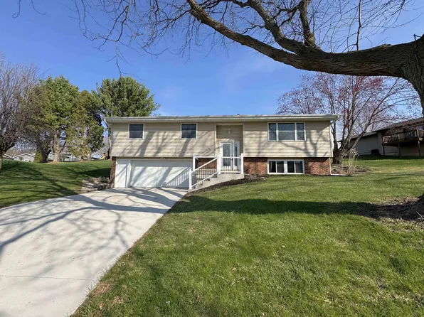 209 27th St, Monroe, WI 53566