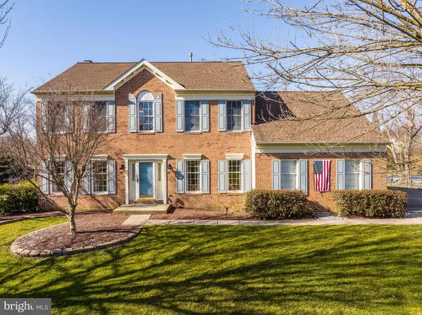 2575 Candytuft Dr, Jamison, PA 18929