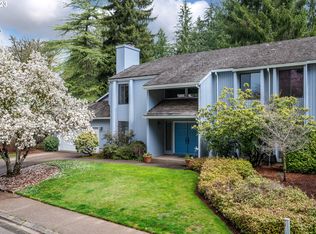 17270 SW Rivendell Dr, Durham, OR 97224