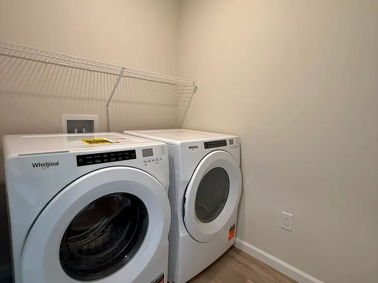 3802 Sterling Dr — Photo 24