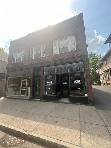 153 Park Ave #1 Photo 1