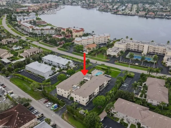 835 W Elkcam CIR #103, MARCO ISLAND, FL 34145