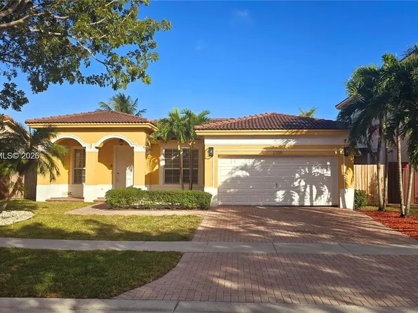 2105 NE 40th Ave, Homestead, FL 33033