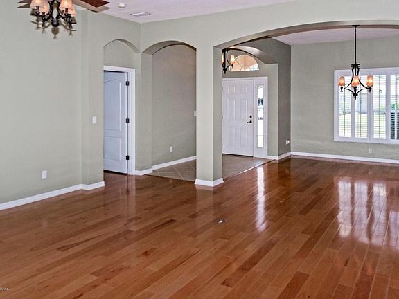 3rd image of 743 Needle Grass Dr