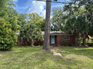 1353 Live Oak Ln, Jacksonville, FL 32207