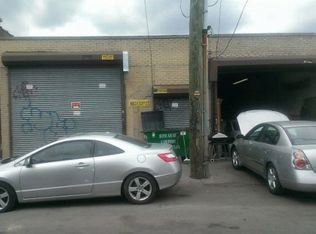 860 E 52nd St, Brooklyn, NY 11203