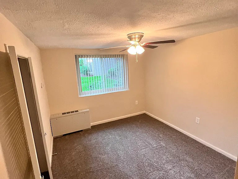 Summit Hills — Photo 112