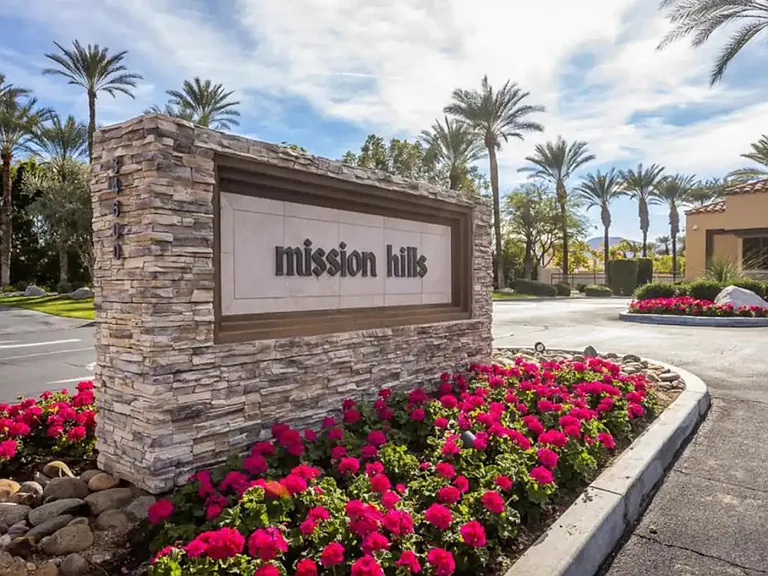 35090 Mission Hills Dr — Photo 37