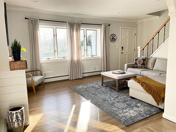 2nd image of 22 Montauk Ave