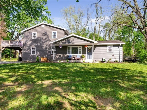 504 S Old Patoka Rd, Patoka, IN 47666