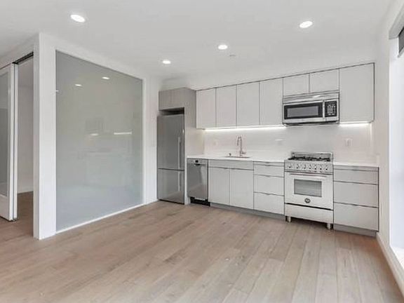 2nd image of 1785 15th St #3