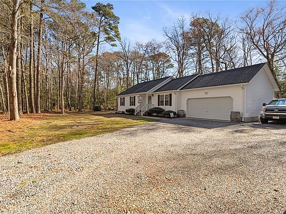 2nd image of 794 Cricket Hill Rd